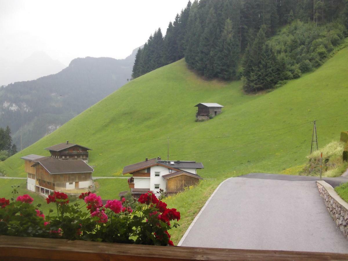 Haus Sonnleiten Hotel Hippach Exterior foto